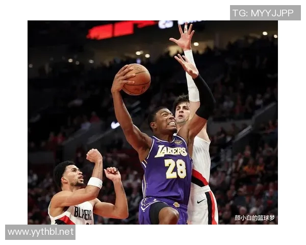 10人轮换杨瀚森连场DNP开拓者不敌残阵湖人艾顿29+10手刃旧主