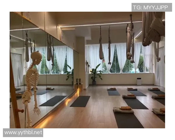 打造专属于你的瑜伽空间精选用品推荐让每一次练习更舒适自在